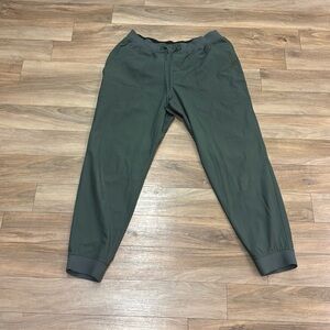 Lulu Lemon Athletica ABC Joggers - Christmas tree green